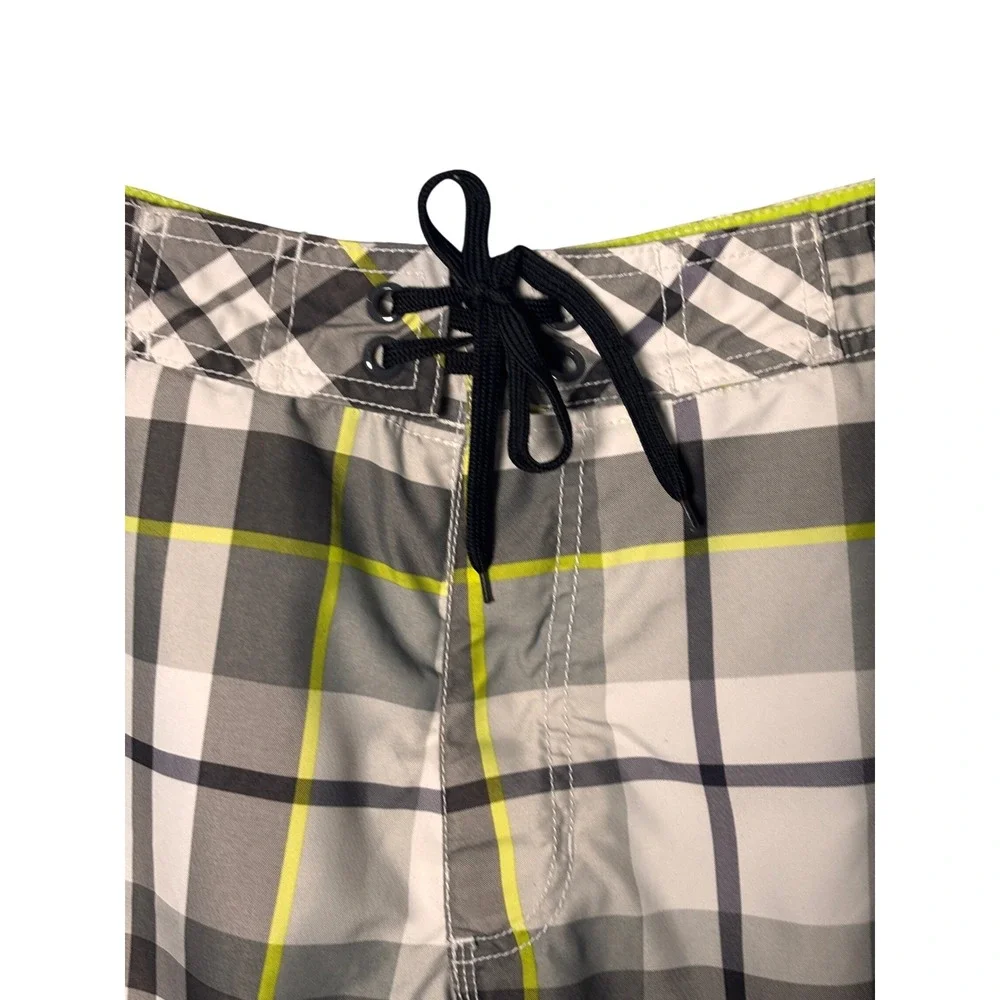 Old Navy Mens Board Shorts Large Grey White Lined Plaid Cargo Surf Beach